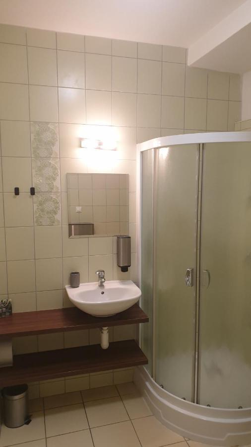 Wellness A Relax Centrum Palarikovo Екстериор снимка