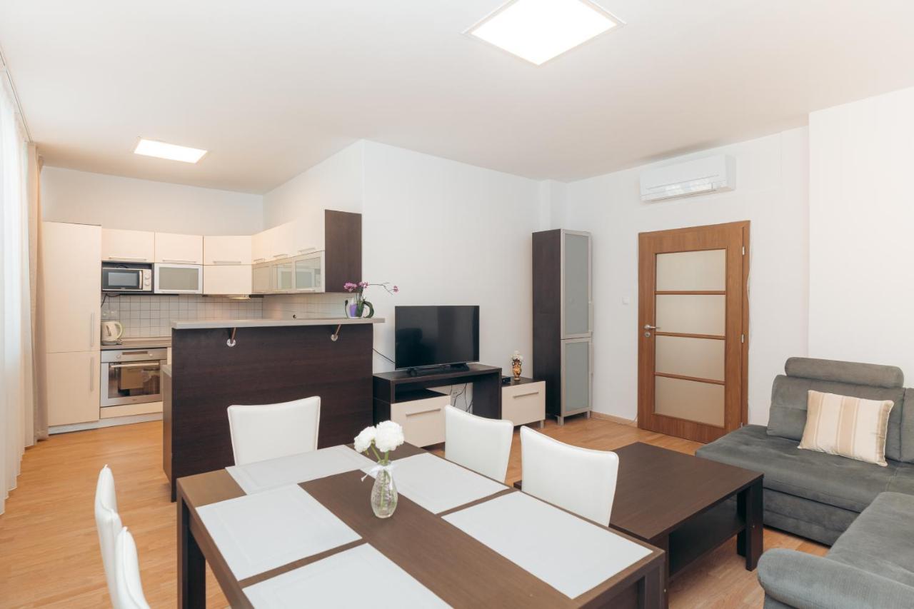 Wellness A Relax Centrum Palarikovo Екстериор снимка
